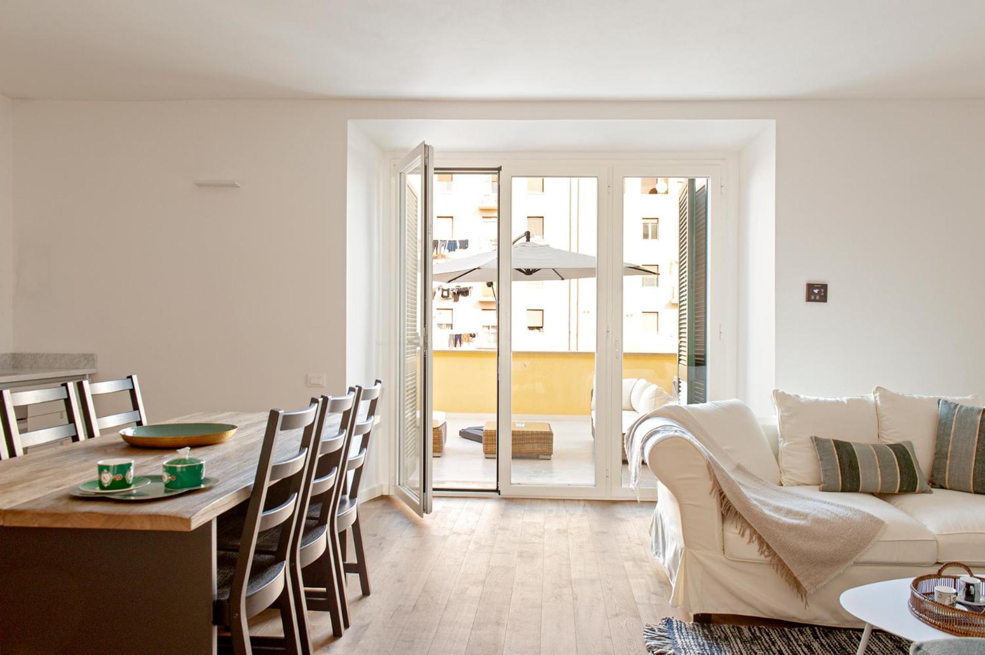 Waterfront Balcony I Grani 2 Resort Style Suite Livorno Bagian luar foto